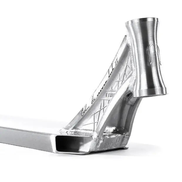 ETHIC Erawan V2 Pro სკუტერის დაფა (Raw)