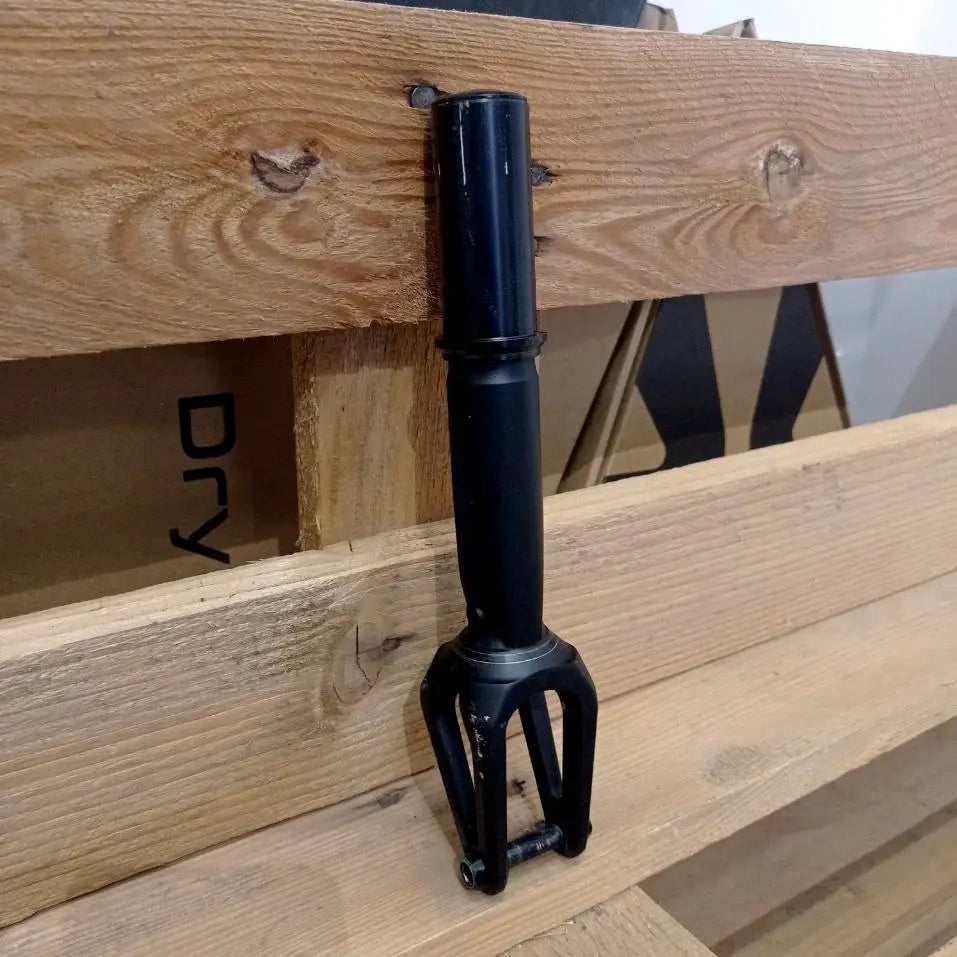 Used ETHIC DTC Legion V2 IHC fork - Tbilisi, ProScooter.Shop