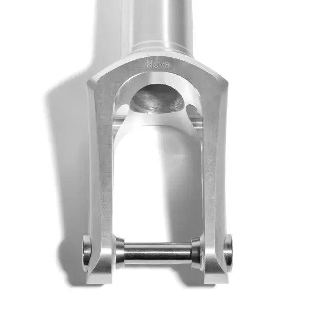 NORTH Nova Pro სკუტერის ჩანგალი (ვერცხლისფერი)