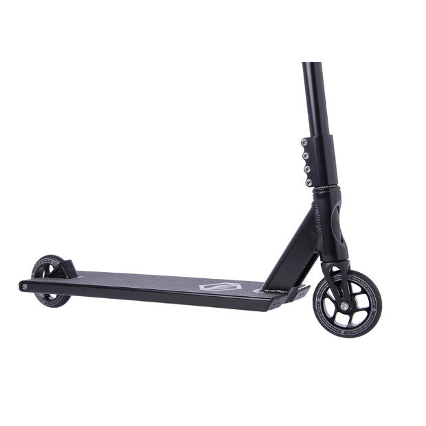 STRIKER Gravis L Pro Scooter (Black)