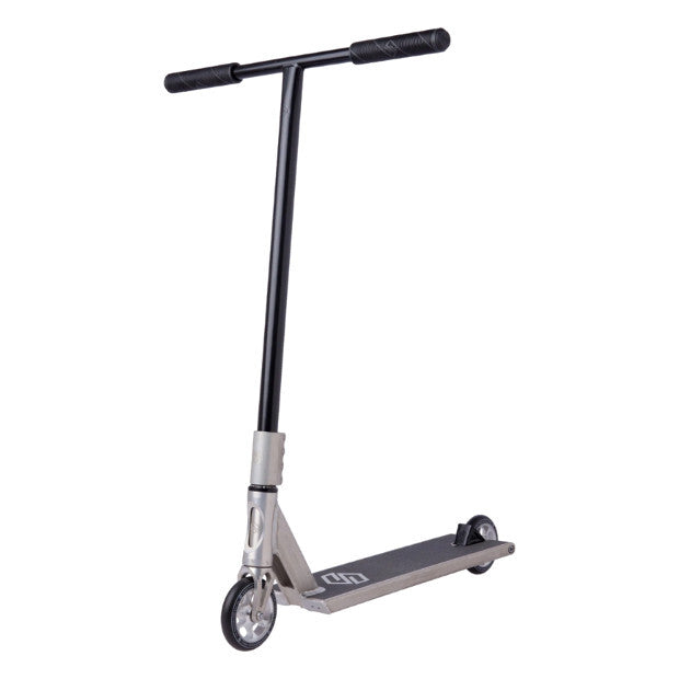 STRIKER Gravis L Pro Scooter (Raw)
