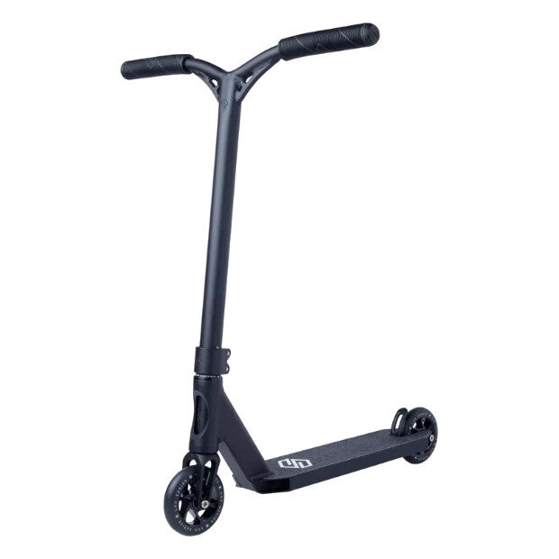 STRIKER Lux Youth Pro Scooter (Black)