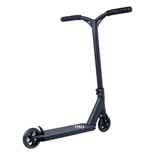 STRIKER Lux Youth Pro Scooter (Black)