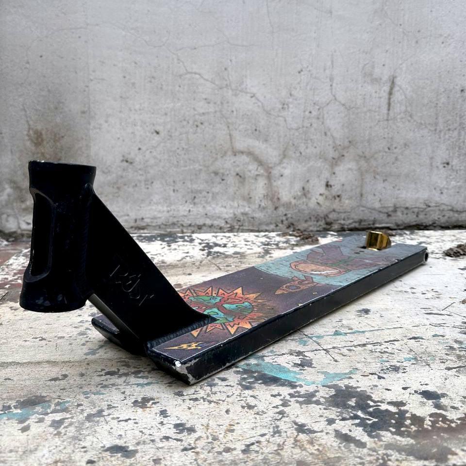 Used TRUST Monument deck