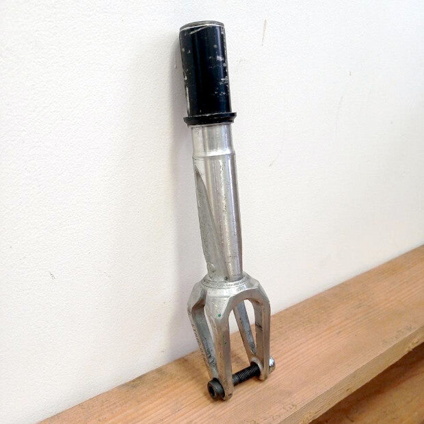 Used ETHIC DTC Legion V2 IHC Fork (Raw)